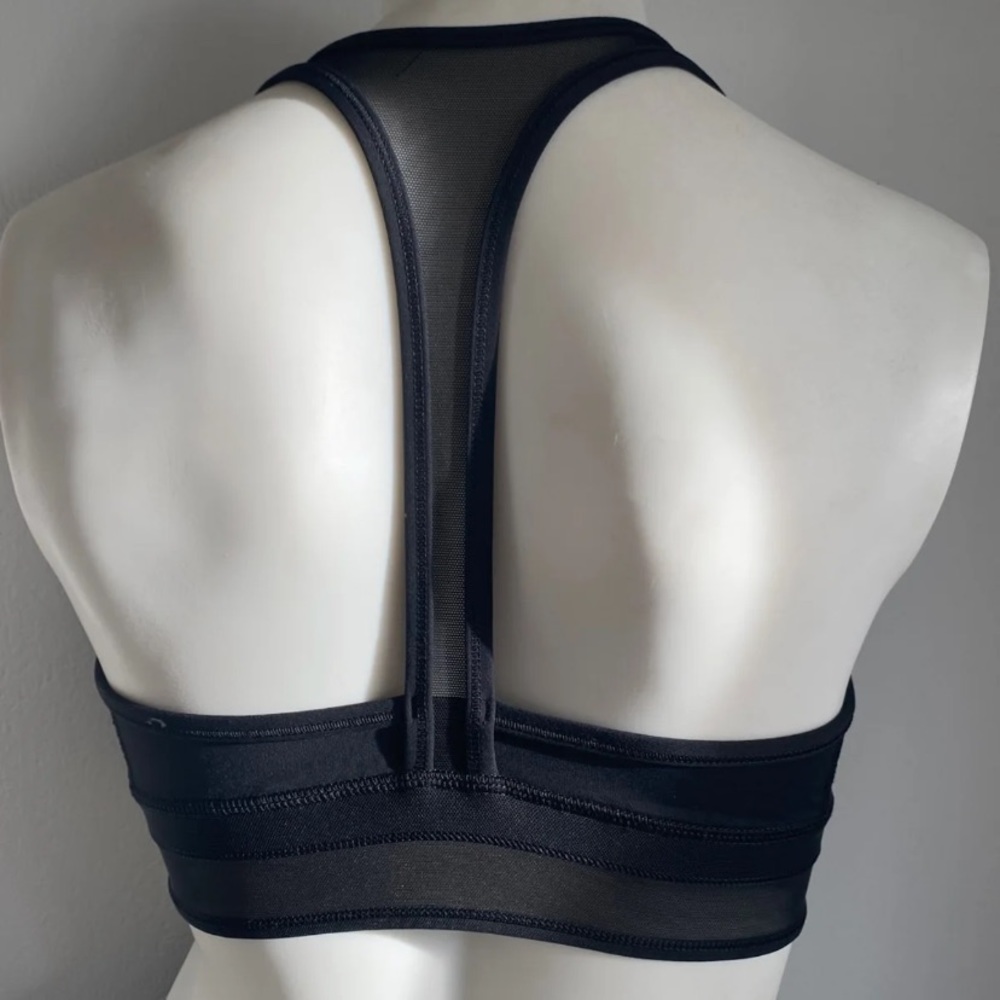 Lululemon bra - Picture 4 of 5